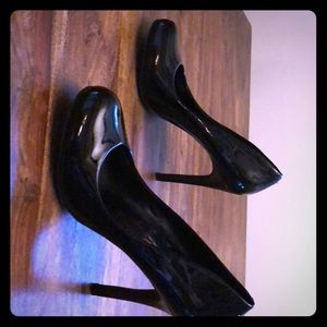 Jessica Simpson Round Toe Pumps